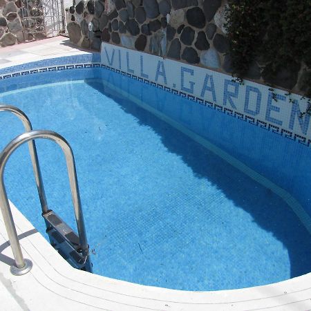 Villa Garden Fira  Exterior foto